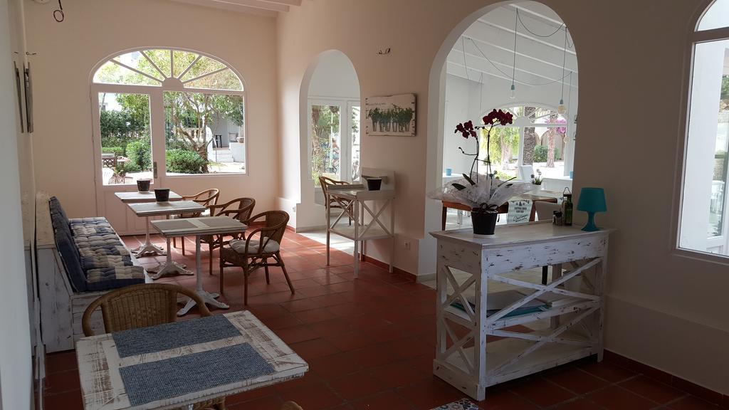 Apartamentos Mr La Racona Santa Llucia Exterior foto